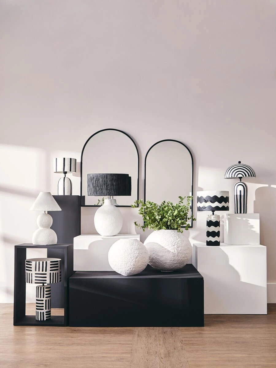 Monochrome Muse Table Lamp